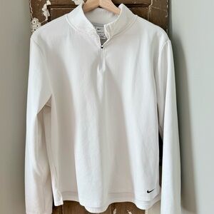 Nike Women’s Therma Fit Long Sleeve 1/2 - Zip Top